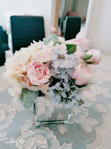 Hydrangea, Hamptons Style Silk Flower Arrangement in Vase set photo review