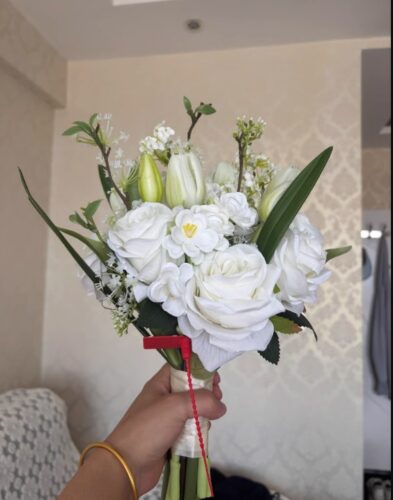 White Rose Harmony Bouquet photo review